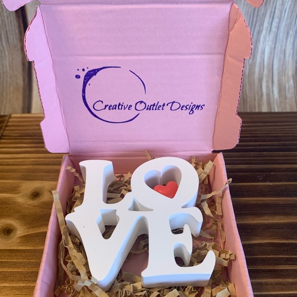 Love - Picture 4 of 5